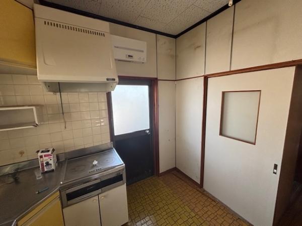 高知市大谷　太陽光オール電化、標高30ｍ キッチン 