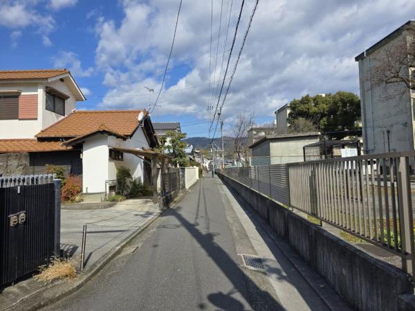城北町　2770 前面道路含む現地写真 