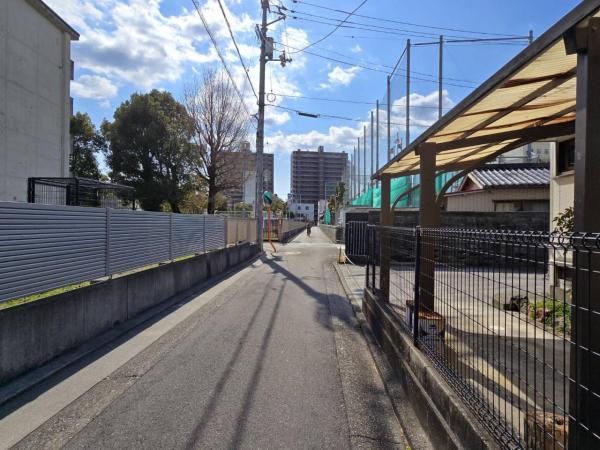 城北町　2770 前面道路含む現地写真 