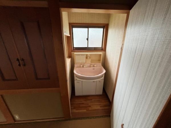 四万十町窪川の田舎暮らしに最適なお家 洗面台・洗面所 