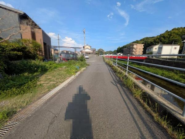 高知市朝倉戊　1780 前面道路含む現地写真 