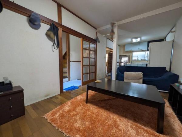 中秦泉寺　600 リビング 