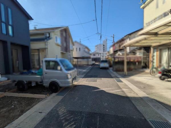 高知市鴨部　2998 前面道路含む現地写真 