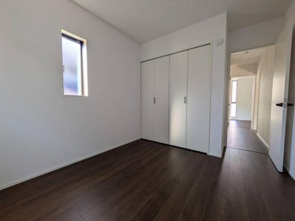 高知市鴨部　2998 寝室