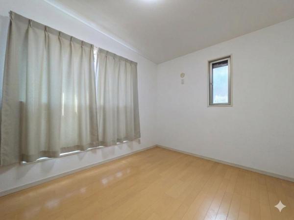 一宮東町　1690　太陽光付き 子供部屋