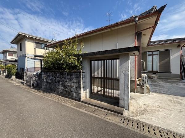 高知市曙町　閑静で商業施設に近くの立地 現地外観写真 