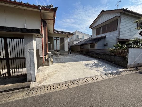 高知市曙町　閑静で商業施設に近くの立地 現地外観写真 