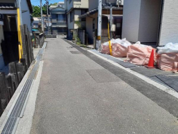 高知市東城山町　1号　3198 前面道路含む現地写真 