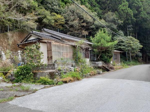 中古戸建 香美市土佐山田町樫谷 JR土讃線繁藤駅 450万円