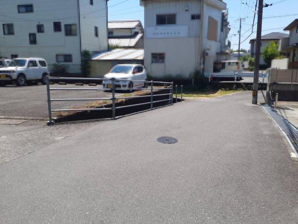 高知市福井扇町　1480 前面道路含む現地写真 