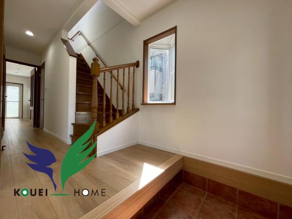 草津市追分2丁目　中古戸建 玄関 