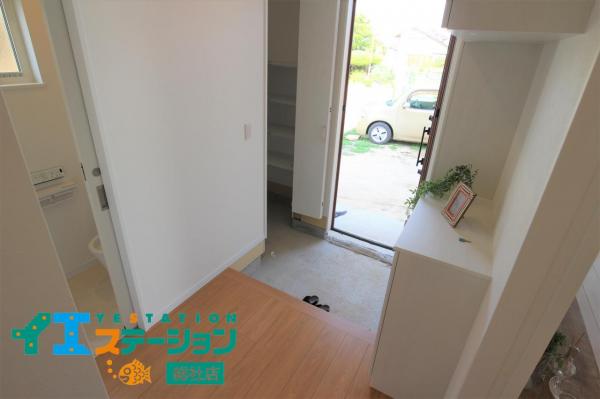 ルルーディア総社市溝口 玄関 