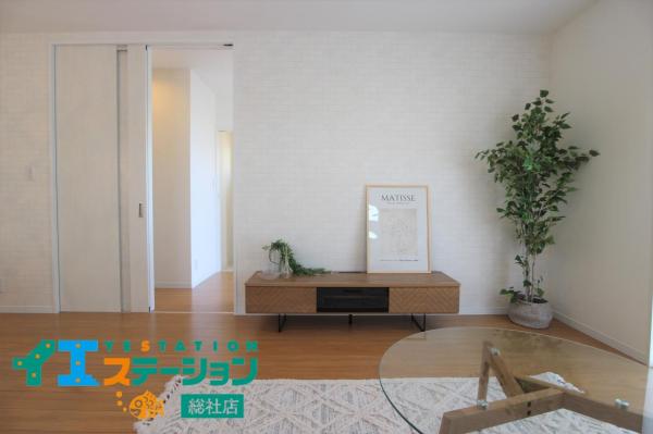 ルルーディア総社市溝口 リビング 