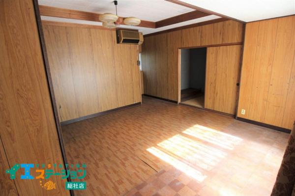 総社市新本　中古戸建 洋室