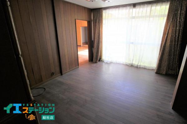 総社市新本　中古戸建 洋室