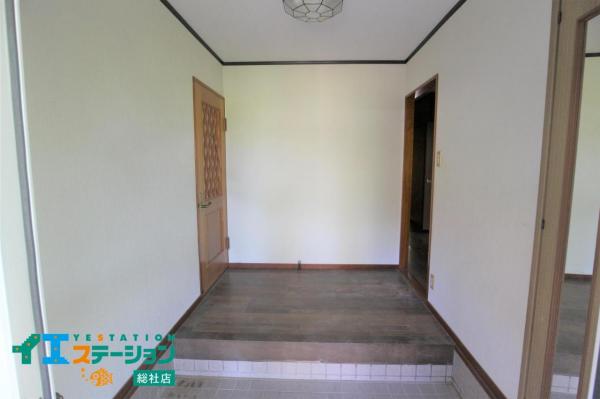 総社市新本　中古戸建 玄関 