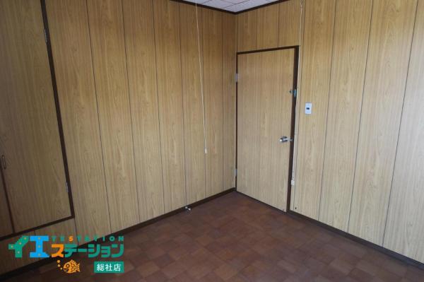 総社市新本　中古戸建 洋室