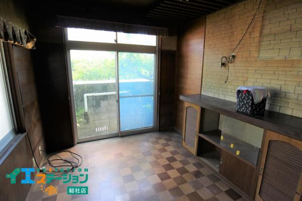 総社市清音三因　中古戸建 リビング 