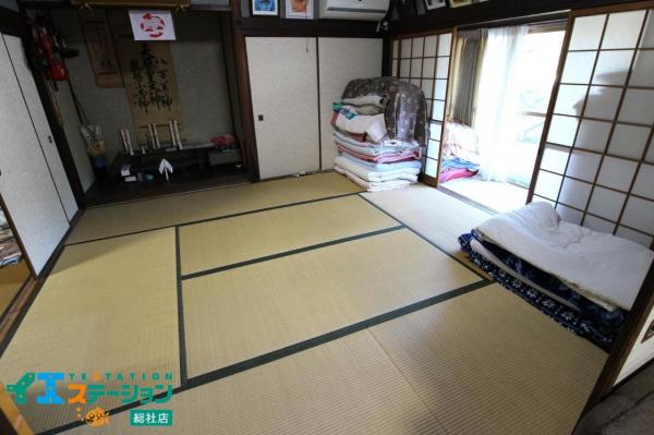 総社市槇谷　中古戸建 リビング 