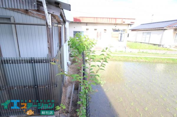 総社市秦　店舗 現地外観写真 