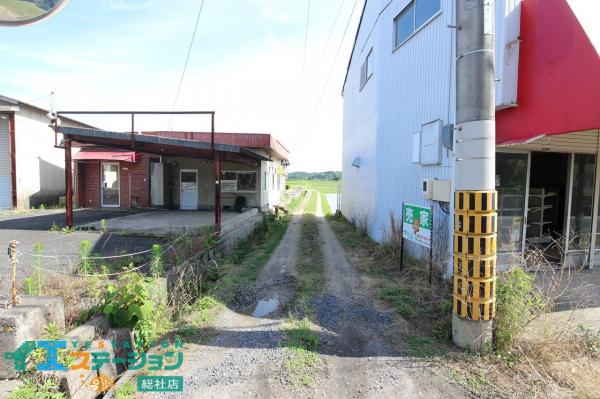 総社市秦　店舗 現地外観写真 