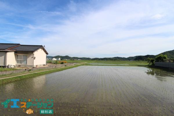 総社市秦　店舗 現地外観写真 