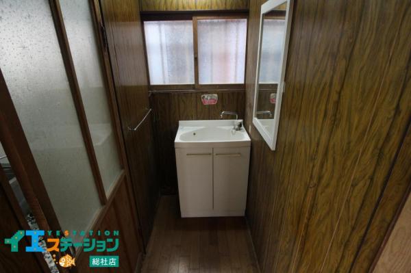 総社市美袋　中古戸建 洗面台・洗面所 