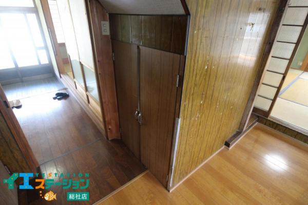 総社市美袋　中古戸建 収納 