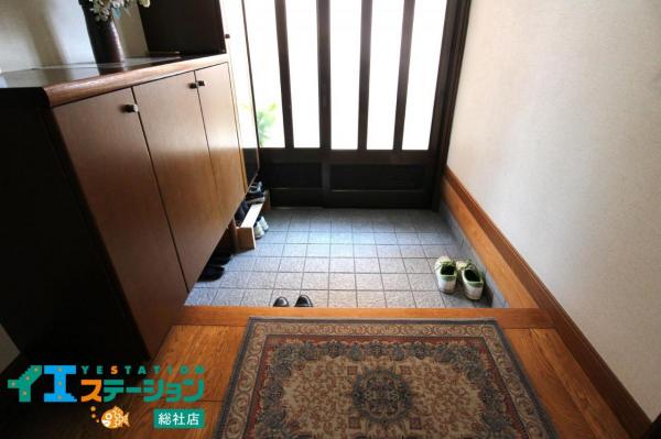 総社市井尻野　中古戸建 玄関 