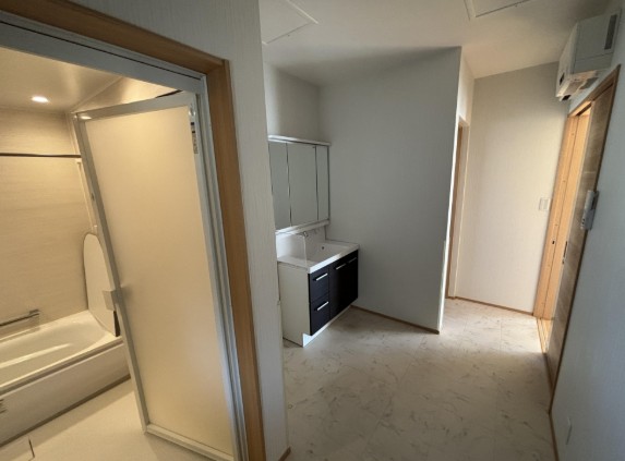 岡山市中区八幡　中古戸建 脱衣場