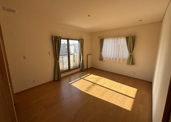 岡山市中区八幡　中古戸建 洋室