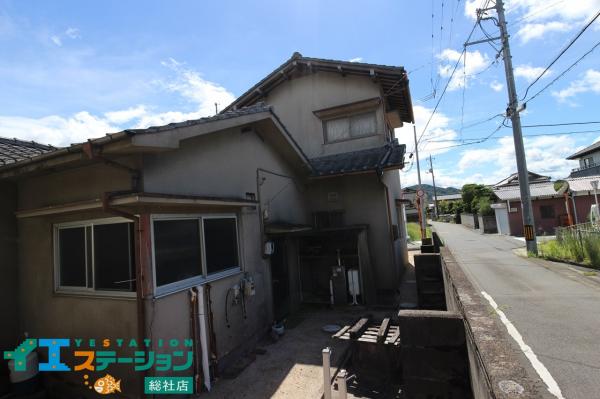 赤磐市立川　売地 前面道路含む現地写真 
