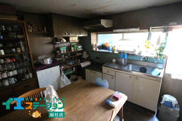 総社市美袋　中古戸建 キッチン 