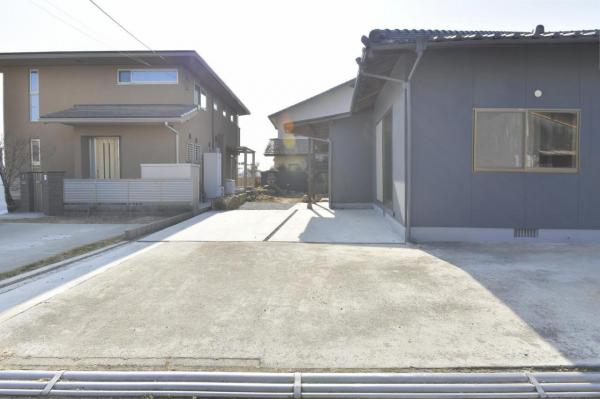 倉敷市早高　中古戸建 駐車場 