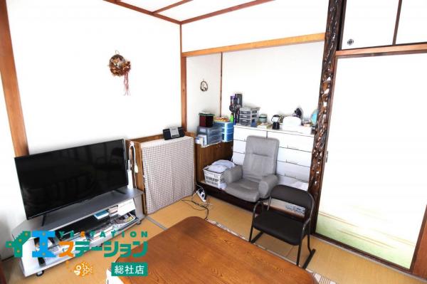 総社市秦　中古戸建 リビング 