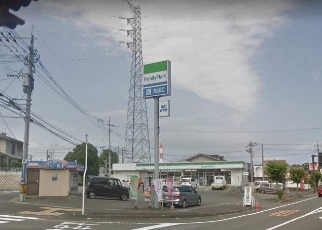 ファミリーマート 延岡高校前店