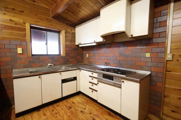 中古戸建 延岡市若葉町１丁目2875番3、2875番4 JR日豊本線南延岡駅 2,400万円