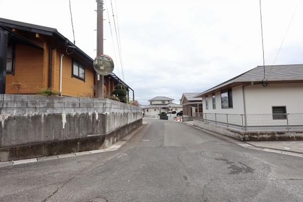 中古戸建 延岡市若葉町１丁目2875番3、2875番4 JR日豊本線南延岡駅 2,400万円