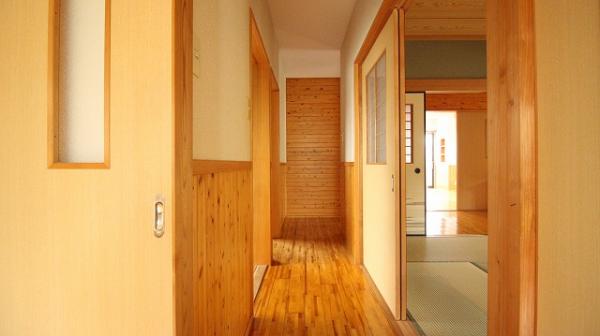 中古戸建 日向市江良町４丁目98番 JR日豊本線日向市駅 1,550万円