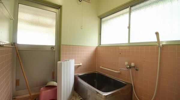 中古戸建 東臼杵郡門川町南町３丁目109番地 JR日豊本線門川駅 1,280万円