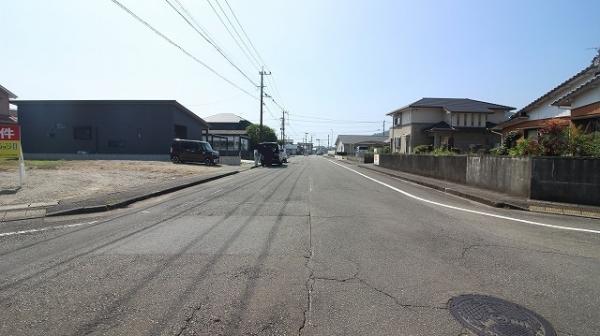 土地 日向市曽根町２丁目147番 JR日豊本線日向市駅 1,440万円