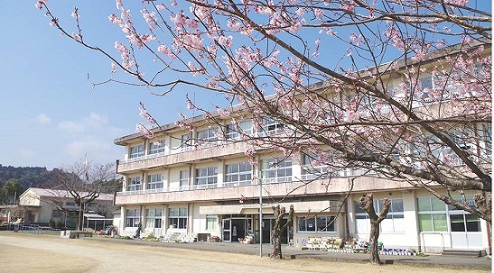 日向市立寺迫小学校