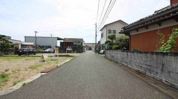 土地 東臼杵郡門川町東栄町４丁目3番12，13 JR日豊本線門川駅 800万円