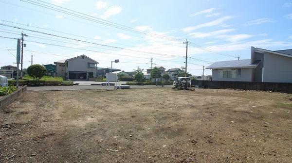 土地 日向市江良町２丁目14番の一部 JR日豊本線日向市駅 720万円