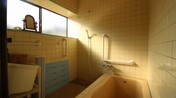 中古戸建 日向市大王町２丁目42番 JR日豊本線日向市駅 880万円