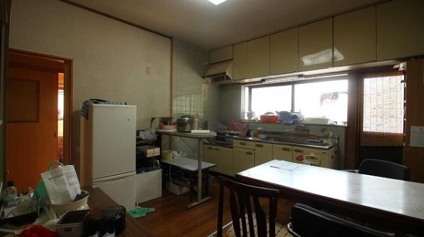 中古戸建 日向市大王町２丁目42番 JR日豊本線日向市駅 880万円