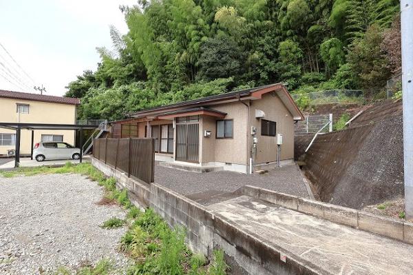 中古戸建 延岡市樫山町２丁目3005番、3006番イ JR日豊本線延岡駅 300万円