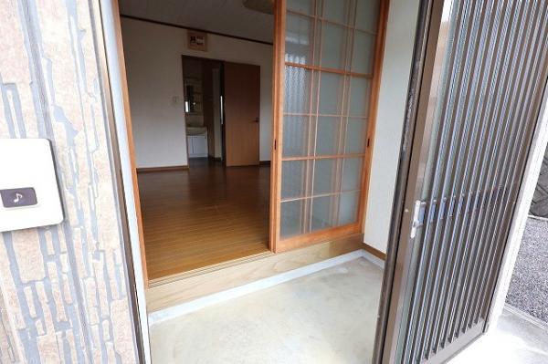 中古戸建 延岡市樫山町２丁目3005番、3006番イ JR日豊本線延岡駅 300万円
