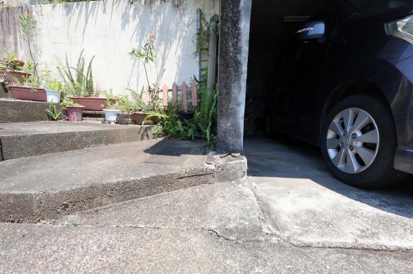 土地 延岡市若葉町２丁目2624-158 JR日豊本線南延岡駅 950万円