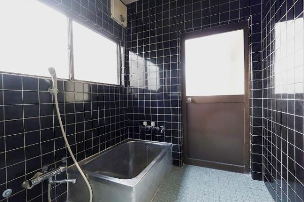 中古戸建 延岡市松原町２丁目4-6 JR日豊本線旭ヶ丘駅 1,390万円